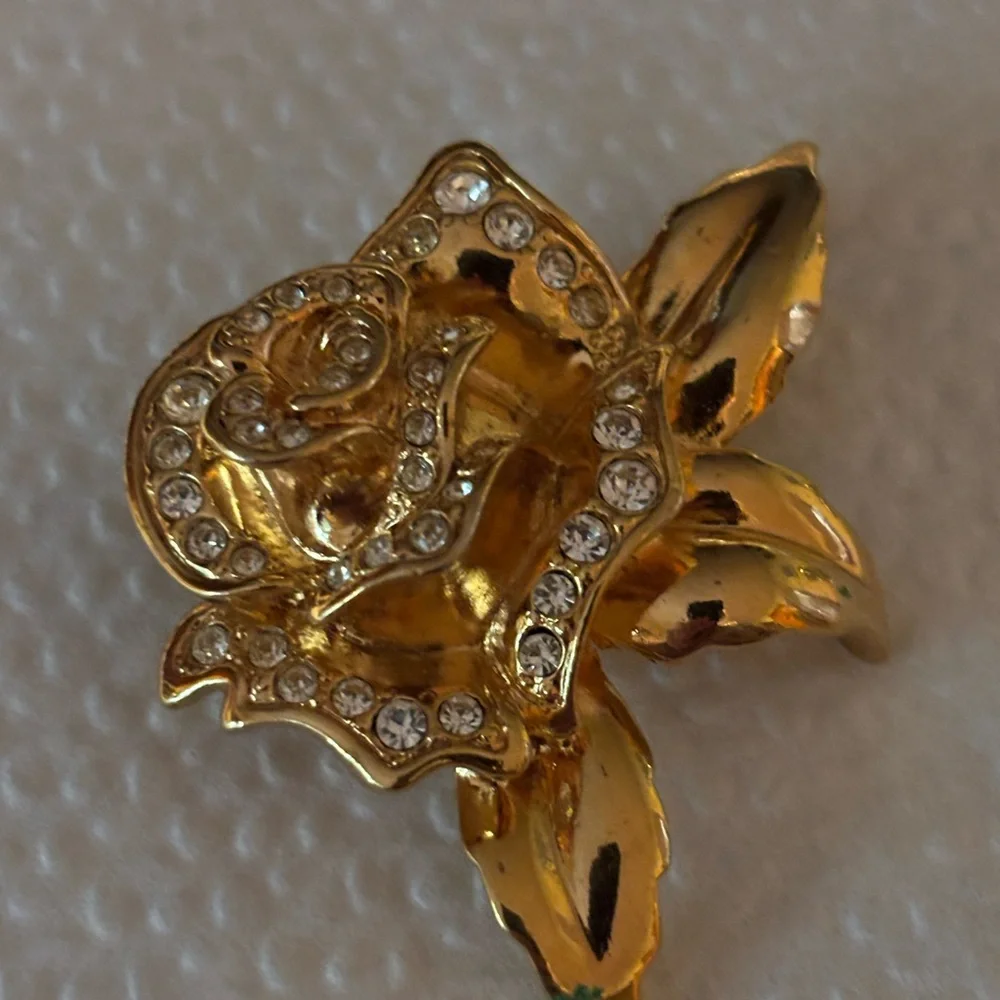 Vintage Avon Glam Sparkle Rose Brooch Rhinestone Covered, Gold Tone